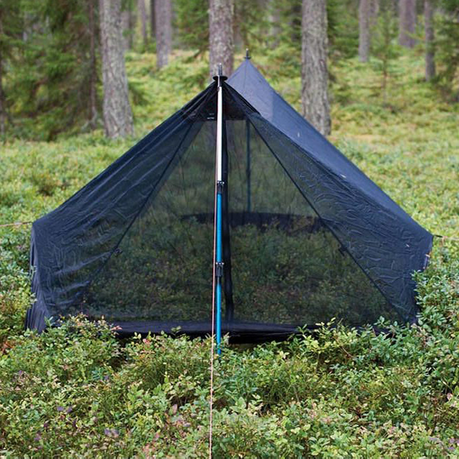 Campeggio e tenda da sole